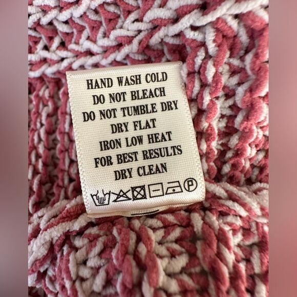 Stitch + Feather Cozy Danika Two Tone Sweater in Mauve Size S - Picture 12 of 13